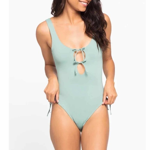 L*Space Jenn One Piece Swimsuit Reef Green Size 8 - Picture 3 of 8